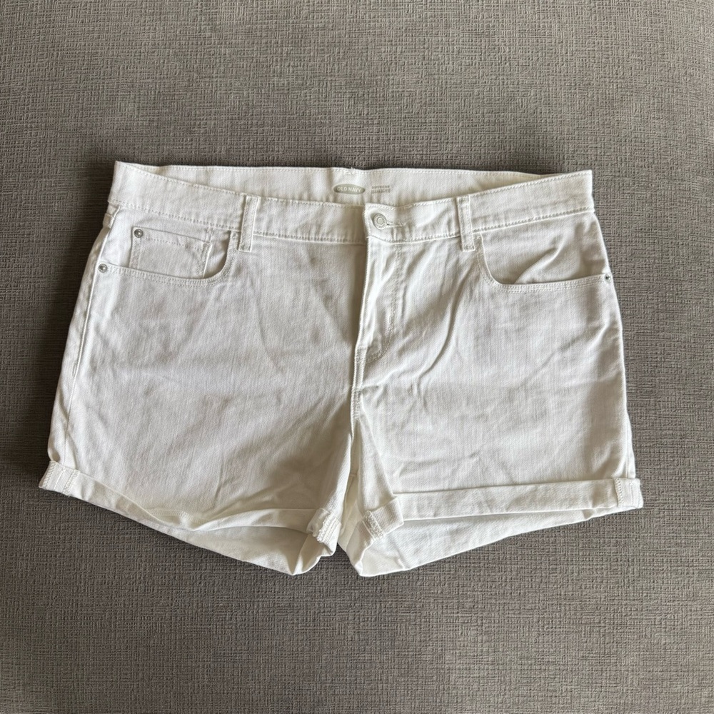 Women's White Denim Shorts, EUC, Size 16